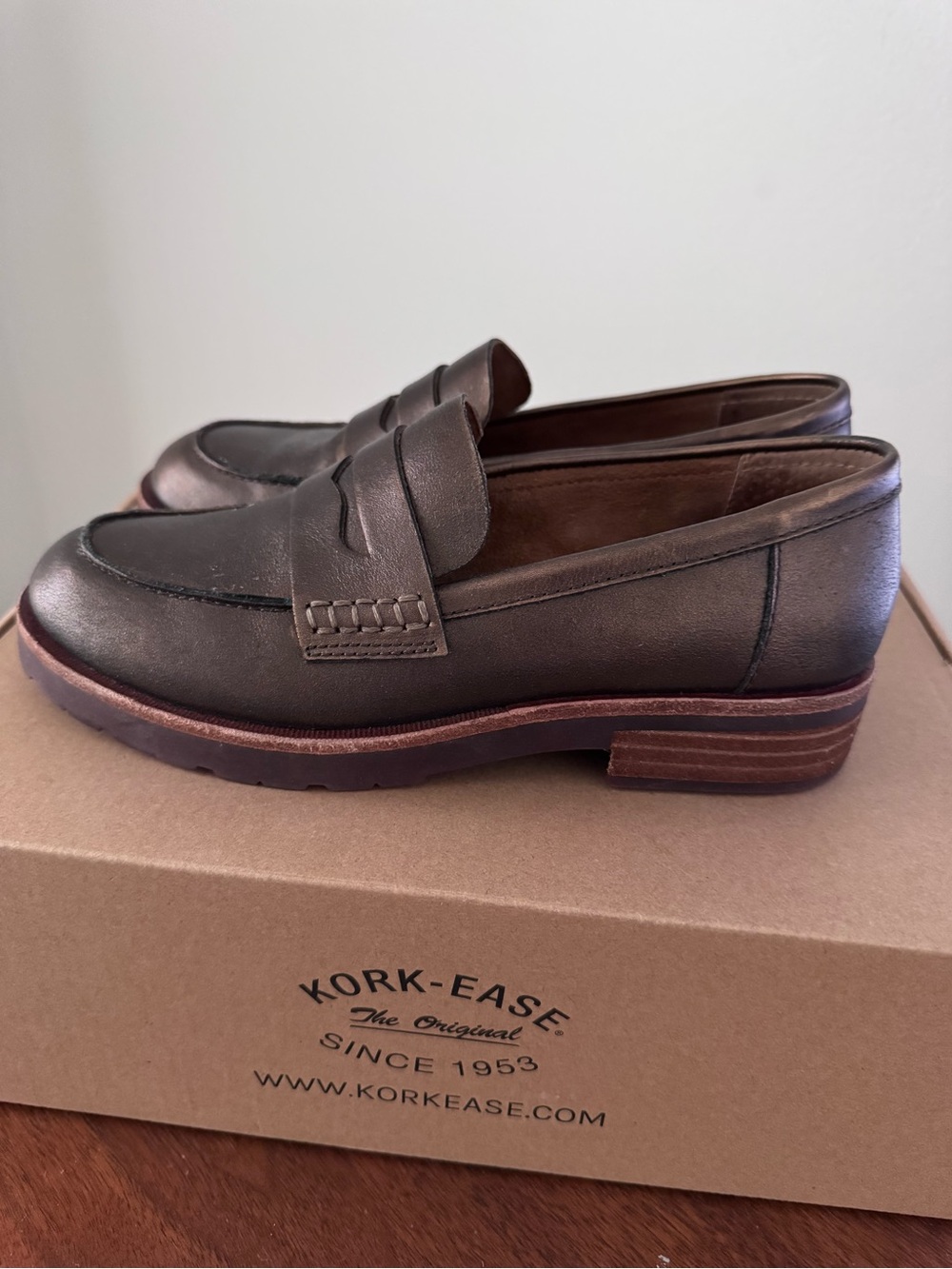 Kork-Ease Women’s Carlisle Bronze Dark Brown Metallic Leather Loafers - 6